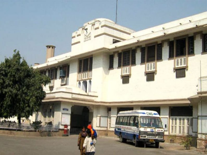 Lady Hardinge Medical College (LHMC)